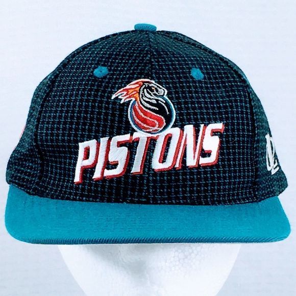 Detroit Pistons Vintage 90s Logo Athletics Cap - Picture 1 of 14
